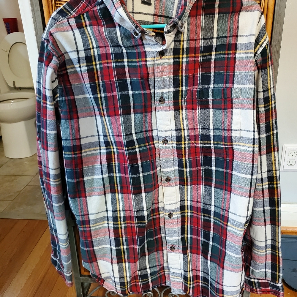 🕵️2/$18💰Eddie Bauer flannel - XXL